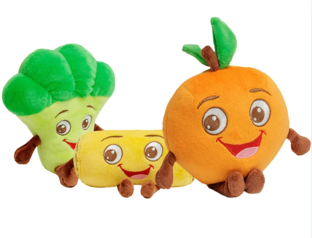 Custom plush toys for Carrefour by Progimpex. Broccoli, chocolate bread, orange.