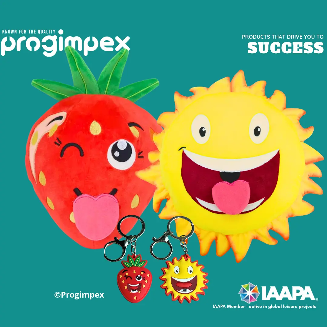 Urgo the sun and the strawberry of Urgo the sun and the strawberry character of Vistalife vitamins as custom plush toys and matching PVC keychains, made by Progimpex